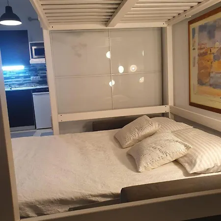 Loft With Total Privacy 3* ברצלונה