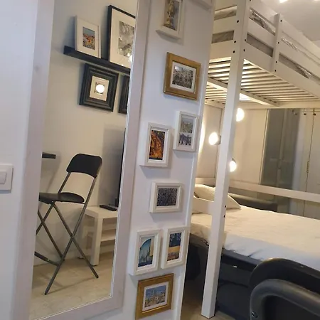 בית הארחה Loft With Total Privacy