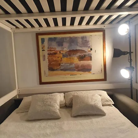 Loft With Total Privacy Guest house *