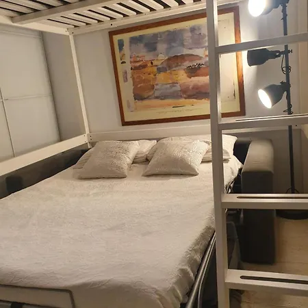 Loft With Total Privacy Guest house *